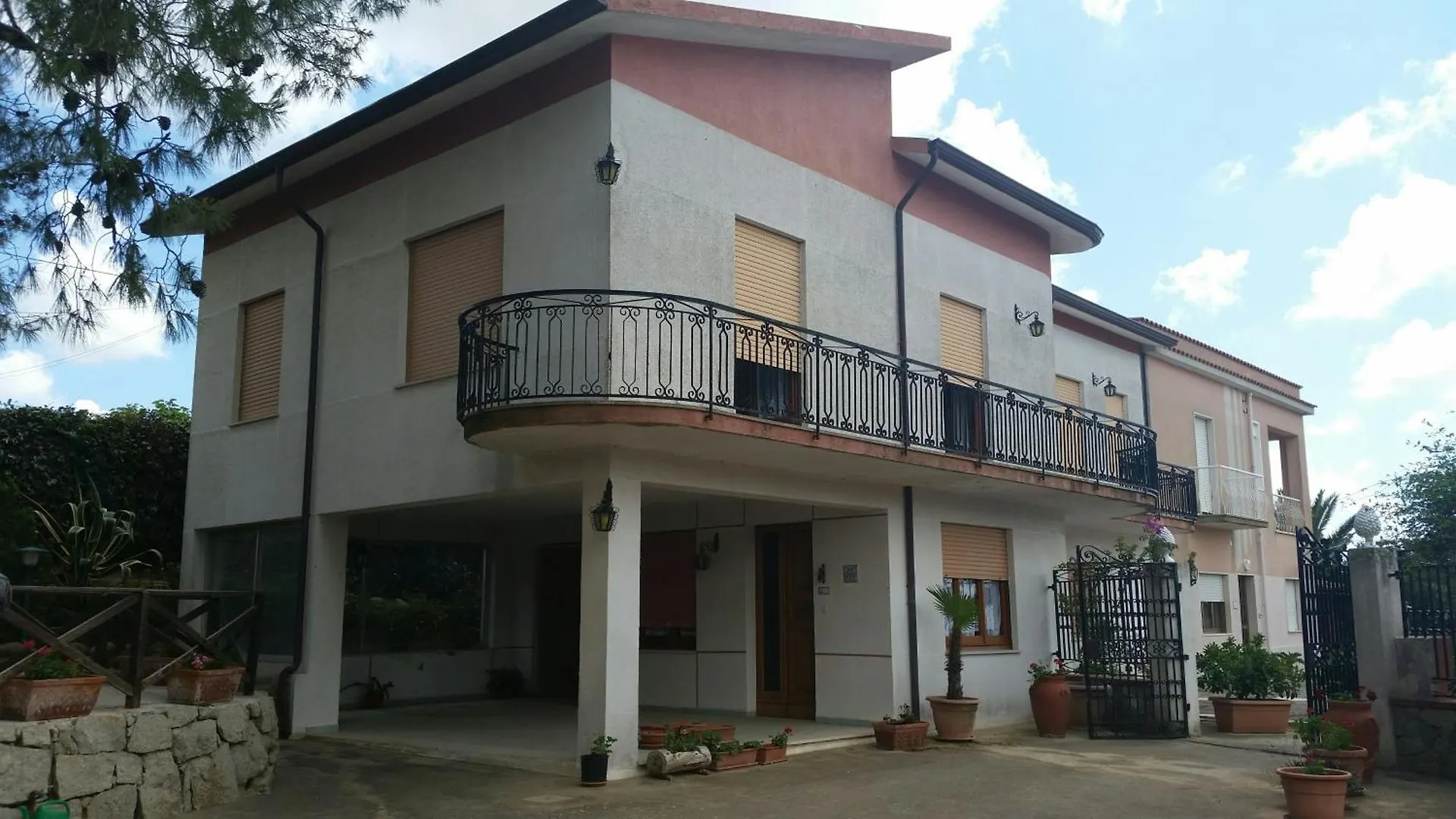 Villa Sofia San Ciro 401 Ulmi